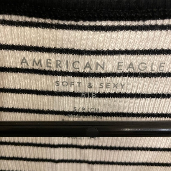 American Eagle Outfitters Black and White Striped Women's Top - Picture 2 of 3